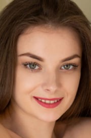 Veronika Glam Veronika Glam
